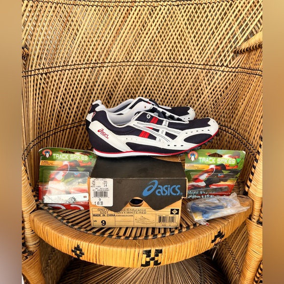 ASICS GN215 Hyperendurance Track Spikes Cleats Dark Blue/White Men’s Size 9 - Picture 1 of 7